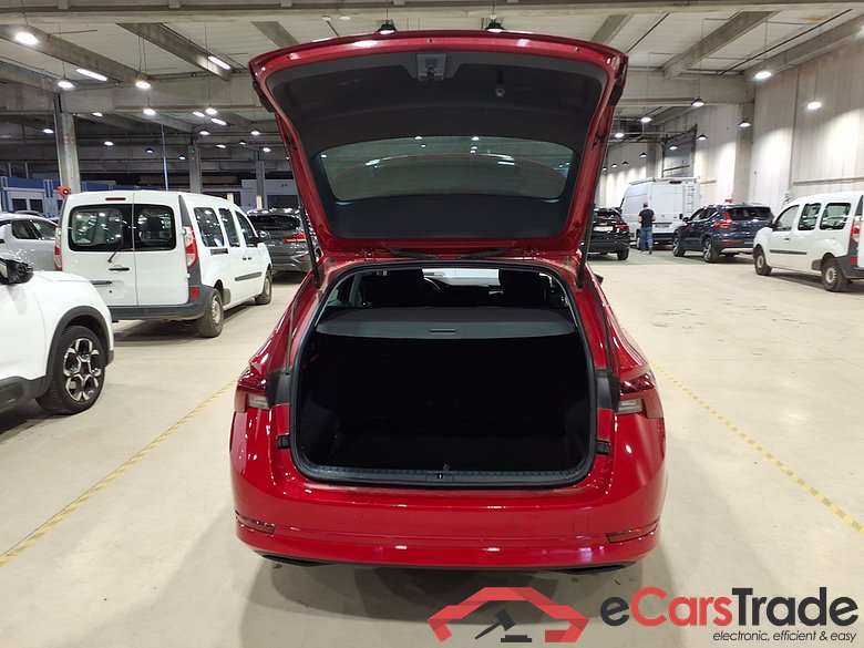SKODA OCTAVIA COMBI 1.5 TSI ACT 110KW DSG7 CLEVER #3