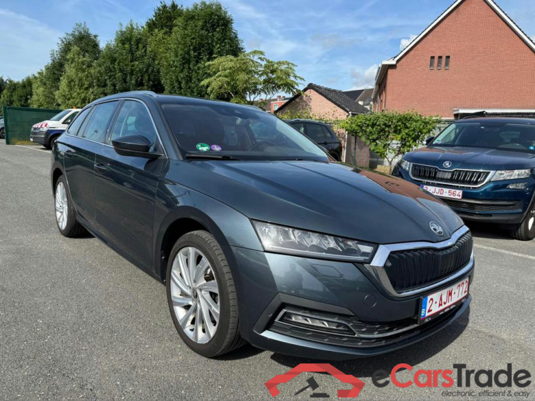SKODA Octavia Combi PHEV Octavia SW PHEV 1.4 TSI Ambition DSG #2