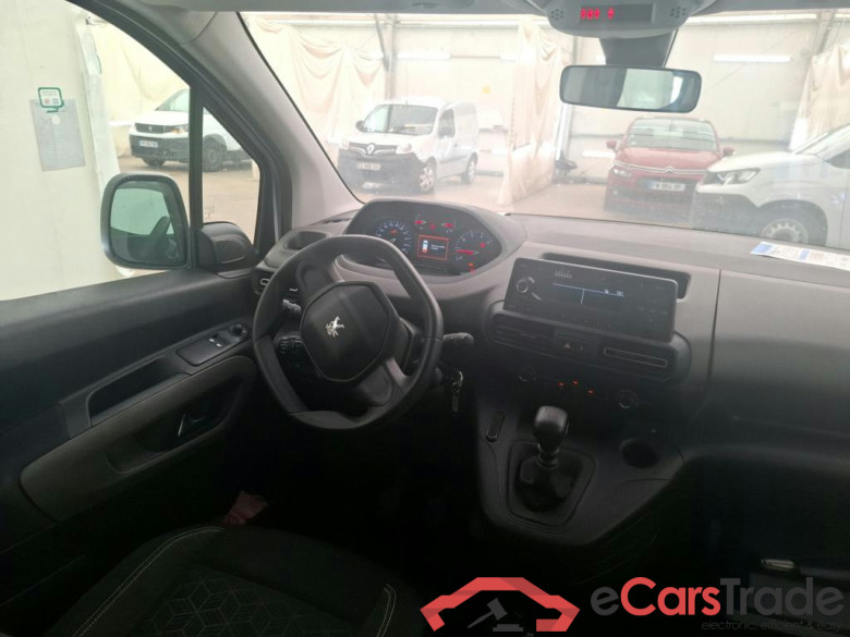 Rifter Active L1 1.2 PureTech 110 CV #5
