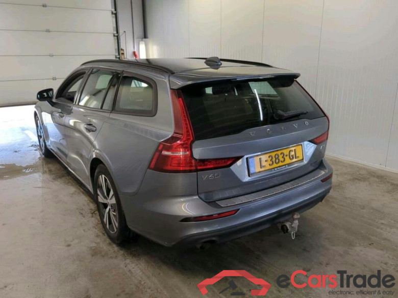 VOLVO V60 2.0 B3 Mom. Adv. #6