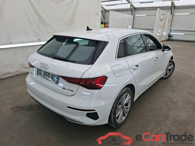 AUDI A3 Sportback / 2020 / 5P / Berline 35 TFSI 150 MHEV S Tronic Design Luxe #3