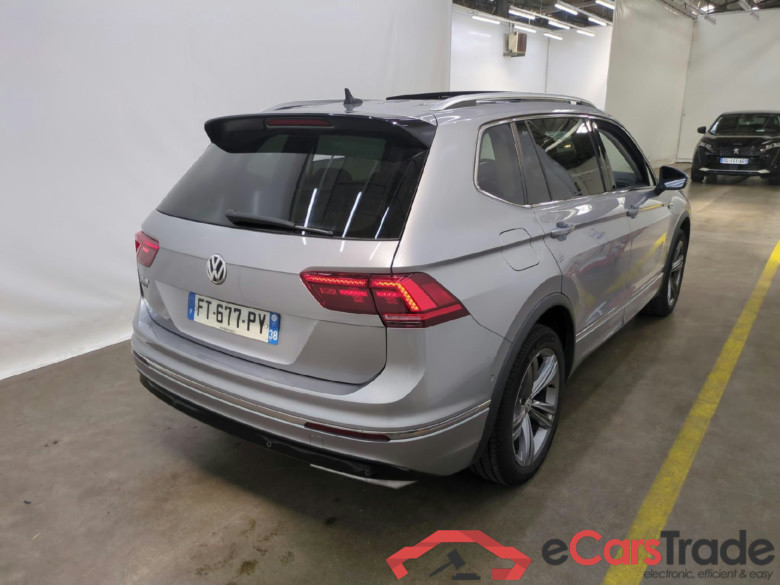 VOLKSWAGEN Tiguan Allspace / 2017 / 5P / SUV 2.0 TDI 150 DSG7 Carat #3