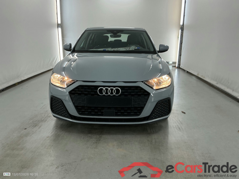 AUDI A1 1.0 25 TFSI #2