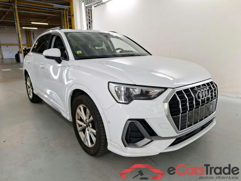 AUDI Q3 2.0 35 TDI S TRONIC S LINE BUSINESS EDIT #2