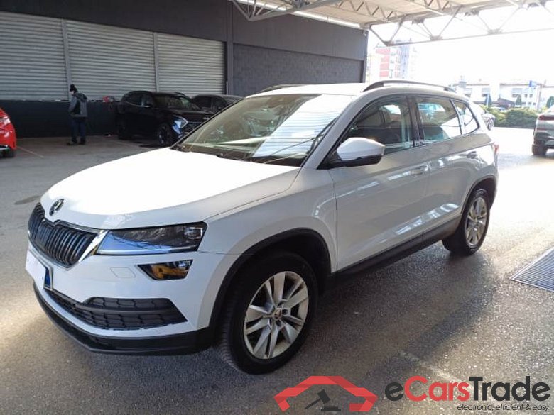 SKODA KAROQ / 2017 / 5P / SUV 2.0 TDI 110KW EVO SCR EXECUTIVE DSG 4WD #1