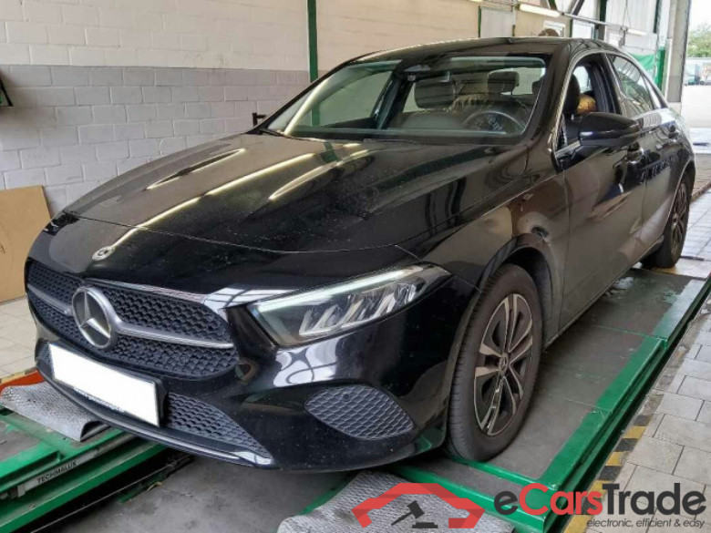 Mercedes-Benz A Limousine (BM 177)(08.2018->) DE - Lim4 A 250 e EU6d, Progressive, (Facelift) 2022 - 2024