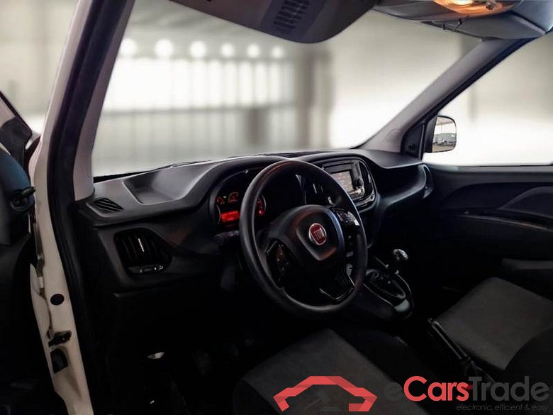 FIAT DOBLÒ CARGO / 2014 / 4P / VETT. FURGONATA CH1 LOUNGE 1.6 MJET 105CV E6D SeS #3