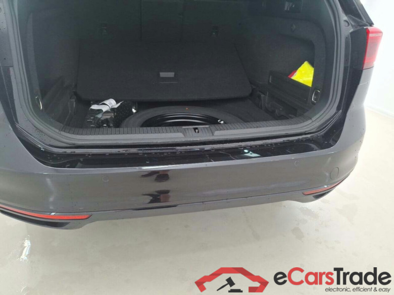 VOLKSWAGEN PASSAT VARIANT 2.0 TDI SCR DSG7 STYLE #5