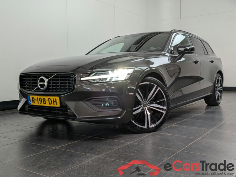 VOLVO V60 2.0 B3 Mom. Adv.