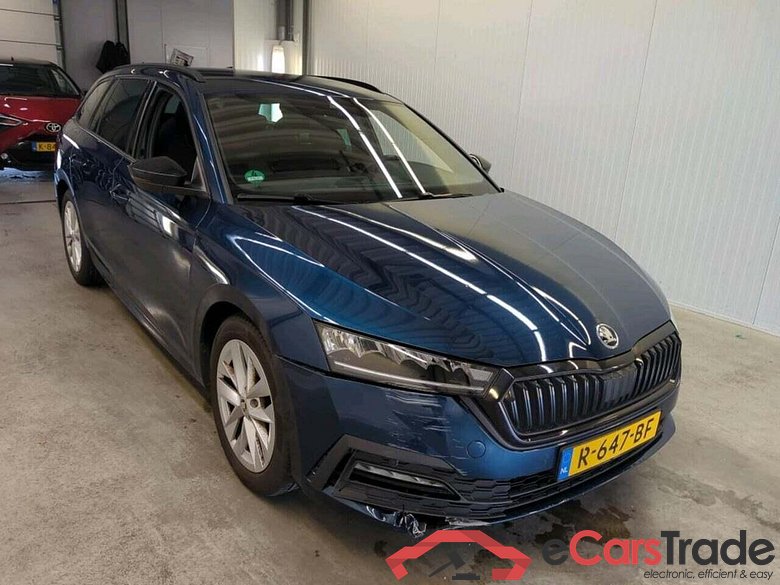 SKODA Octavia Combi 1.0 e-TSI Sport Bns #5