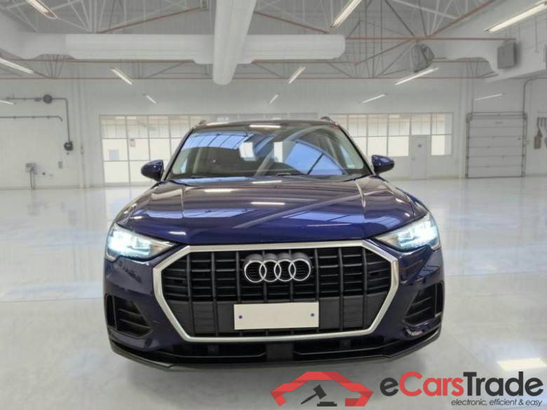 AUDI Q3 / 2018 / 5P / SUV 35 TDI S TRONIC BUSINESS #6