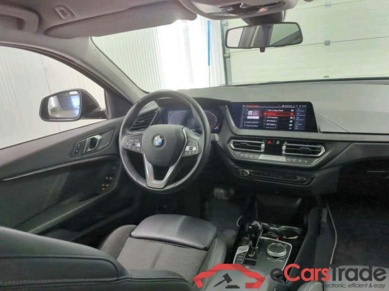 BMW 1-serie 118i Intro Ed. #3