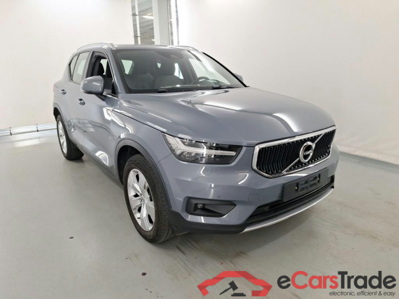 VOLVO XC40 1.5 T2 MOMENTUM PRO #2