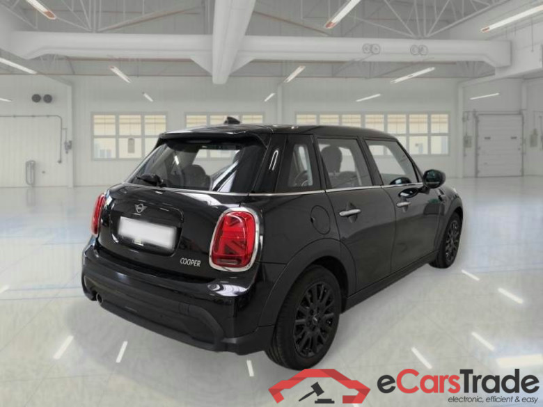 MINI MINI / 2021 / 5P / BERLINA COOPER CLASSIC AUTO #2