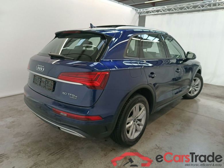 AUDI Q5 - 2021 50 TFSIe Quattro PHEV S tronic 5d #4