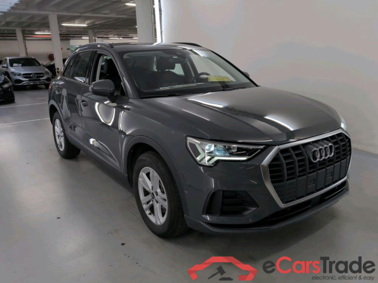 AUDI Q3 1.4 45 TFSI E S TRONIC #2