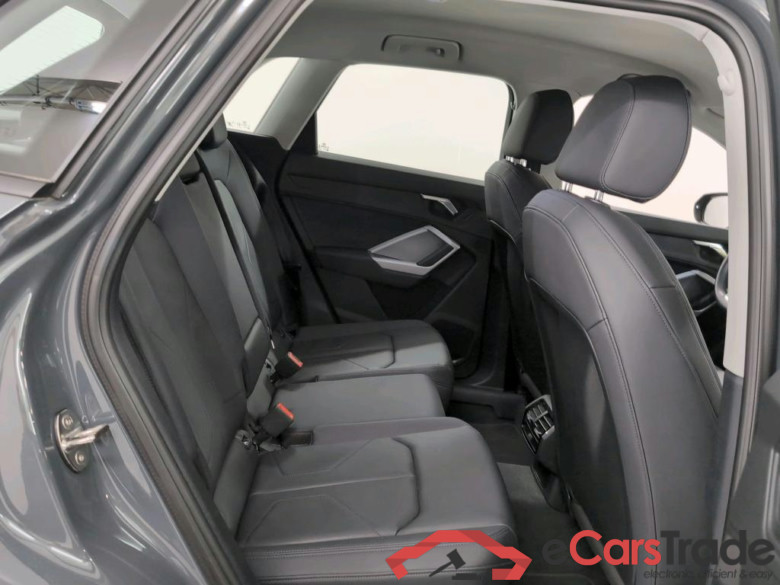 AUDI Q3 1.4 45 TFSI E S TRONIC #6