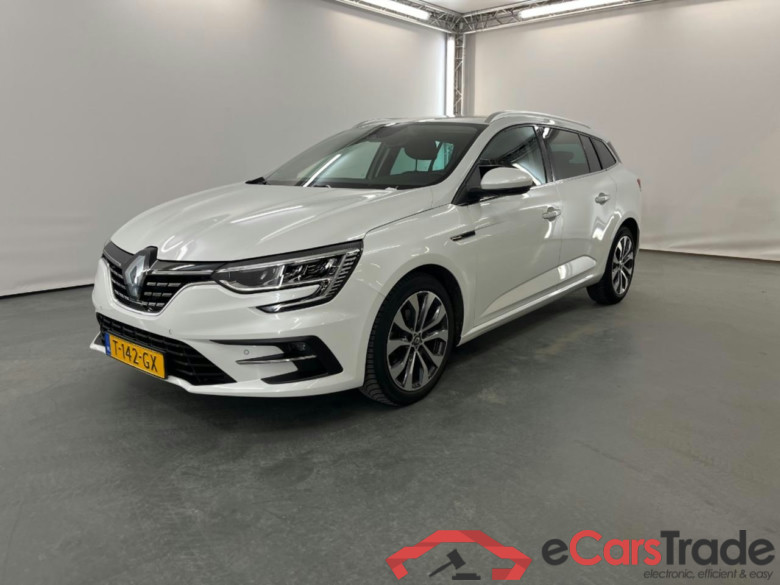 RENAULT MEGANE ESTATE 1.3 TCe 140 Techno #1