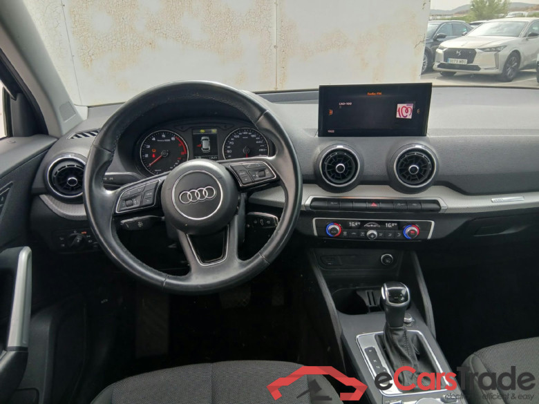 AUDI Q2 / 2020 / 5P / todoterreno Advanced 35 TFSI 110kW (150CV) S tronic (AC) #3