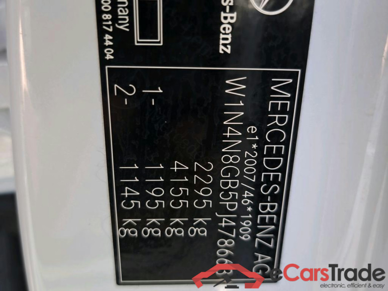 MERCEDES - MER GLA 250e  218PK DCT Business Solution With Smartphone Integration & Towing Hook With ESP  * HYBRID * #6