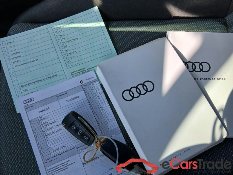 AUDI Q2 / 2016 / 5P / todoterreno Design 30 TFSI 85kW (116CV) (AC) #4