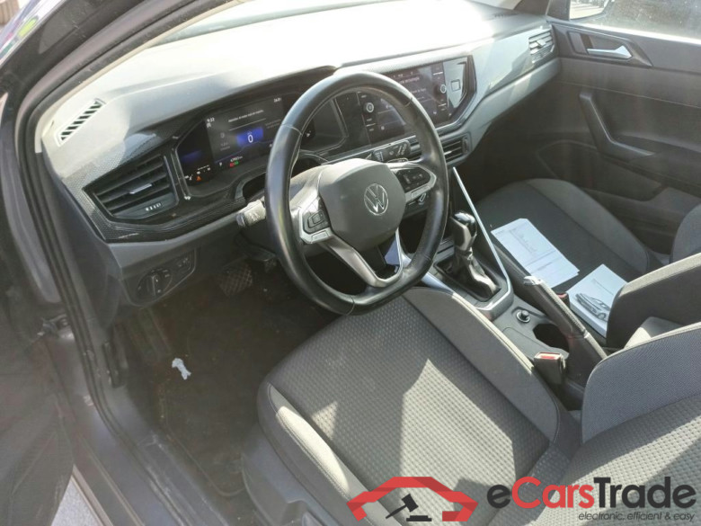 VOLKSWAGEN Polo / 2021 / 5P / berlina con portón Life 1.0 TSI 70kW (95CV) DSG #3
