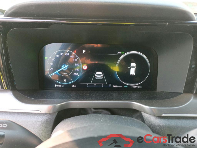 KIA Sorento / 2020 / 5P / todoterreno 1.6 T-GDi HEV Emotion 4x4 7pl (P.Luxury) #4