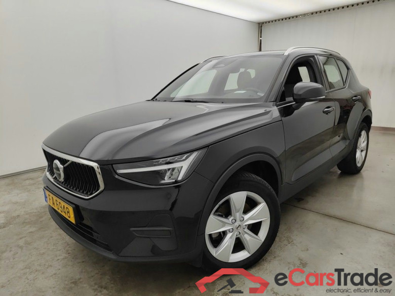 Volvo XC40 B3 Core DCT 5d #1