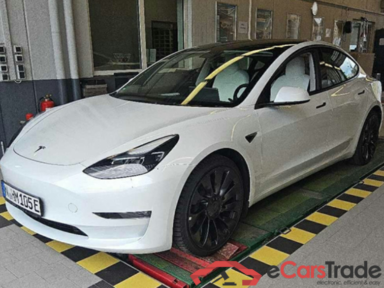 TESLA Model 3 Langstreckenbatt. Allradantrieb Dual Motor Performance 4d 377kW