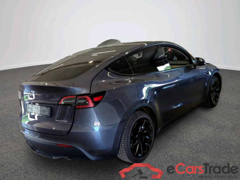 TESLA Model Y Long Range Dual Motor AWD 5d 378kW #3
