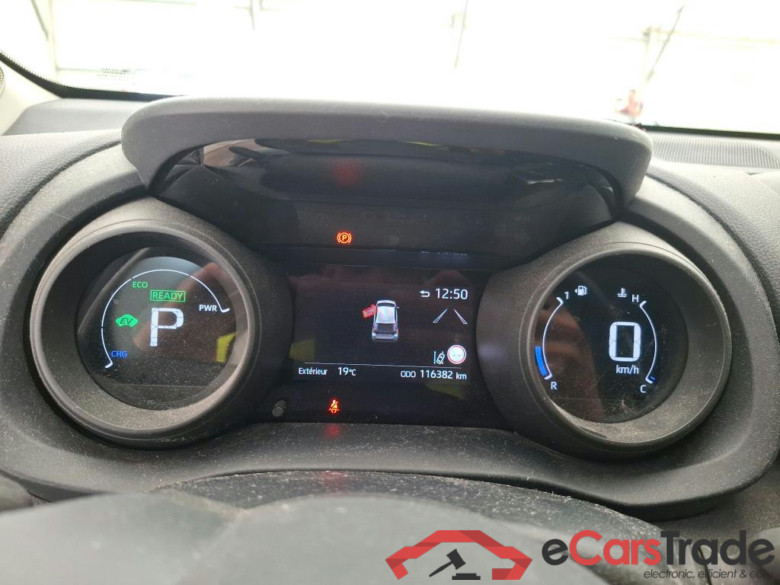 TOYOTA Yaris Hybride / 2019 / 5P / Berline Hybride 116h Design #6