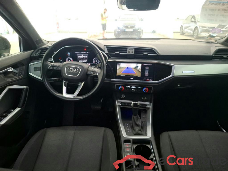 AUDI Q3 / 2018 / 5P / SUV 35 TFSI 150 MHEV S TRONIC BUSINESS LINE #5