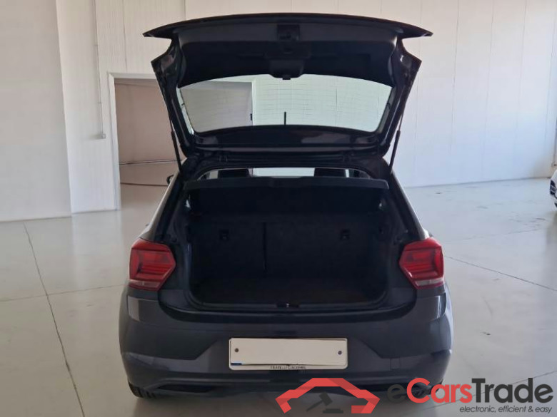 VOLKSWAGEN POLO / 2017 / 5P / BERLINA 1.0 TSI COMFORTLINE BMT #5