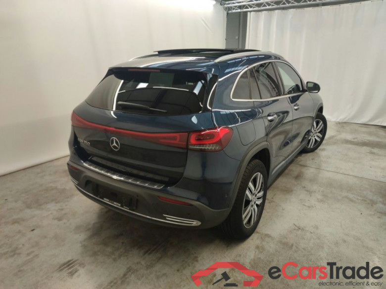 Mercedes-Benz EQA EQA 250 Business Solution Luxury 5d #2