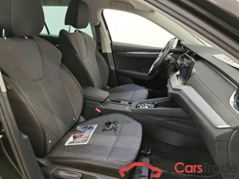 Škoda Octavia Combi 1.0 TSI e-TEC MHEV DSG Business Edit Pl 5d #3