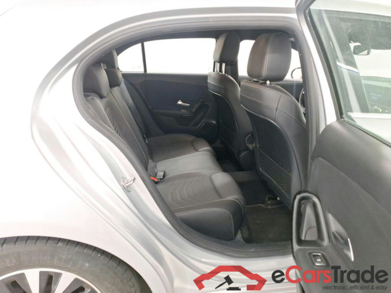 MERCEDES-BENZ CLASSE A (W177) A 160 Business Solution #6