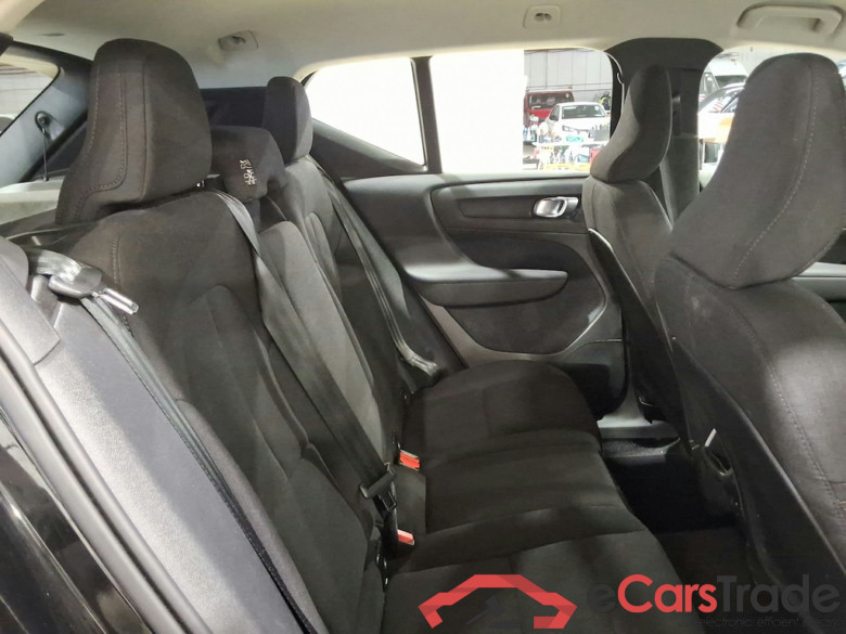 VOLVO XC40 1.5 T2 GEARTRONIC MOMENTUM CORE #5