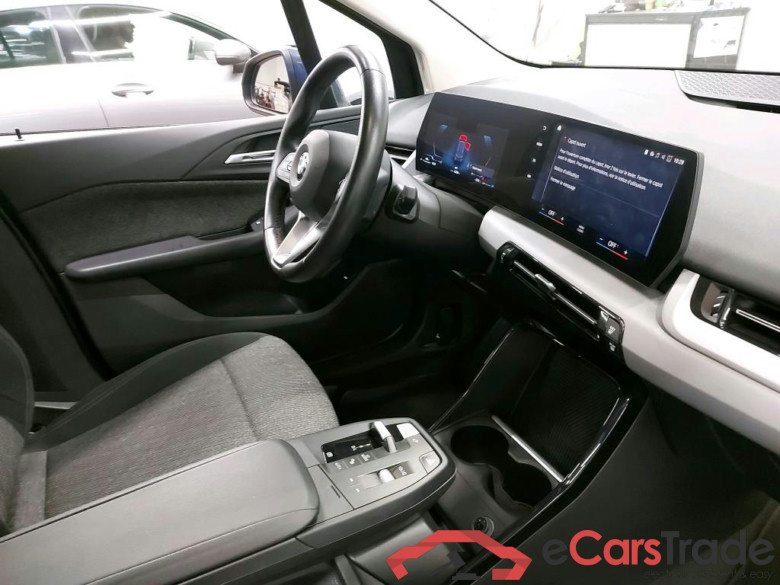 BMW - BMW 2 ACTIVE TOURER 218iA 136PK With Climatic & Navigation & Cruise Control & Park Sensors Front & Rear  * PETROL * #3