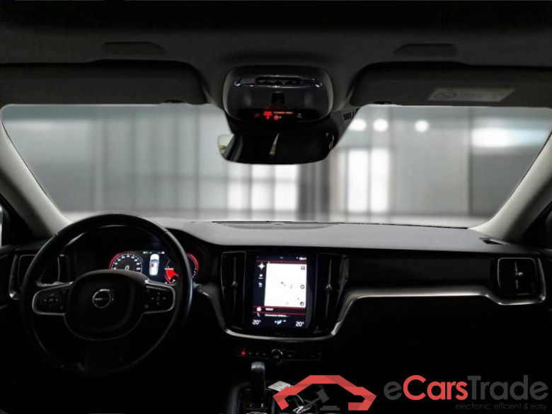 VOLVO V60 / 2018 / 5P / STATION WAGON T6 TWIN ENG.AWD GEARTRONIC BUSINESS PLUS #3