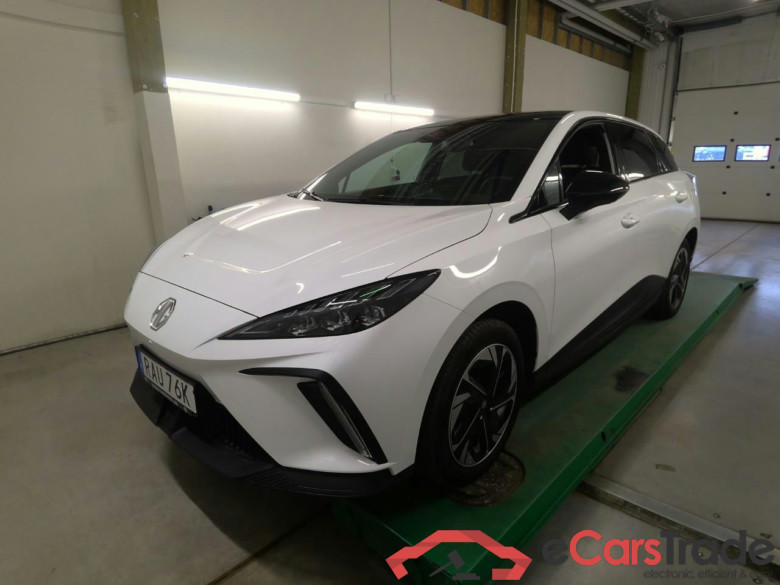 MG 4 64kWh Luxury LR #1