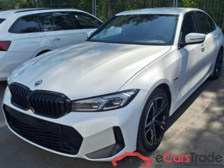 Baureihe 3 Lim. 330 e M Sport 2.0 215KW AT8 E6d