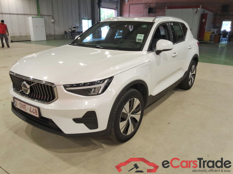 VOLVO XC40 1.5 T4 PHEV PLUS DARK DESIGN DCT #1
