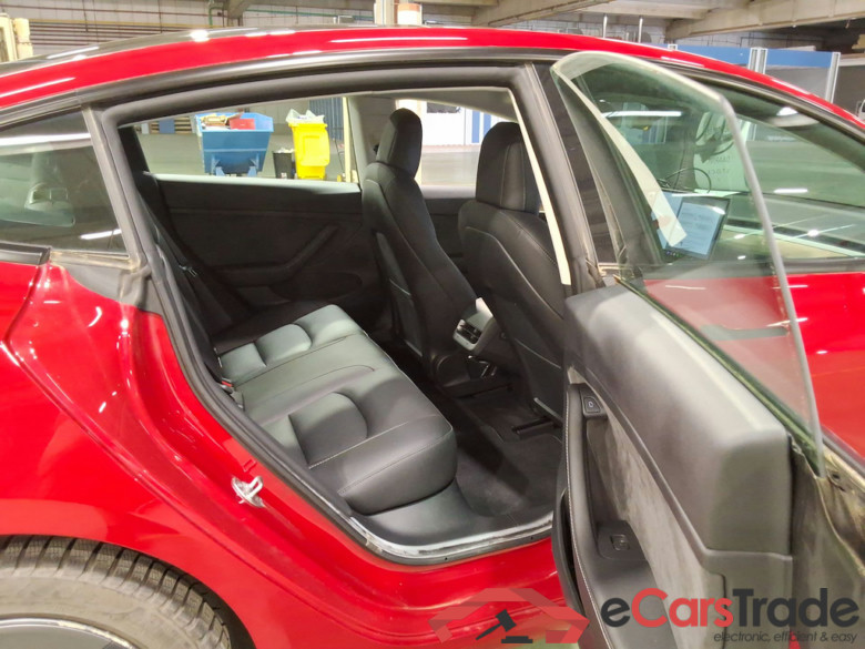 TESLA MODEL 3 BEV STANDARD RWD PLUS AUTO #4