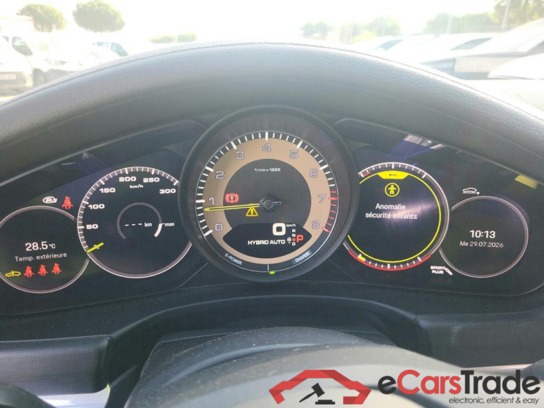 PORSCHE Panamera / 2020 / 5P / berlina con portón 4 E-Hybrid Platinum Edition(SP) #4