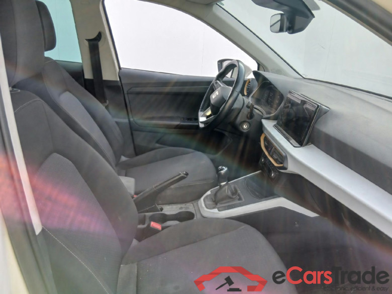 SEAT Arona / 2021 / 5P / todoterreno 1.0 TSI 81kW (110CV) Style Plus (AC) #6