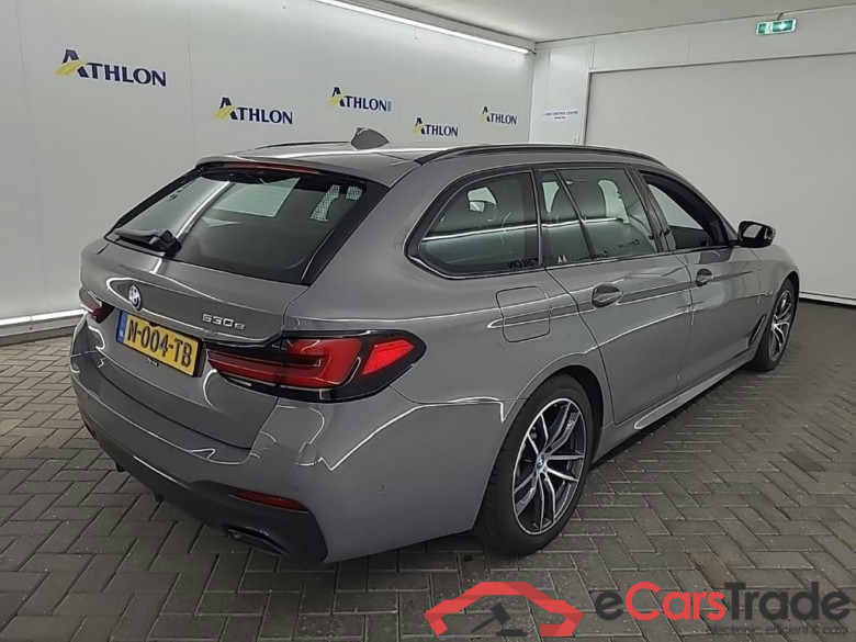 BMW 5-serie Touring 530e Business Edition Plus 5D 215kW #3