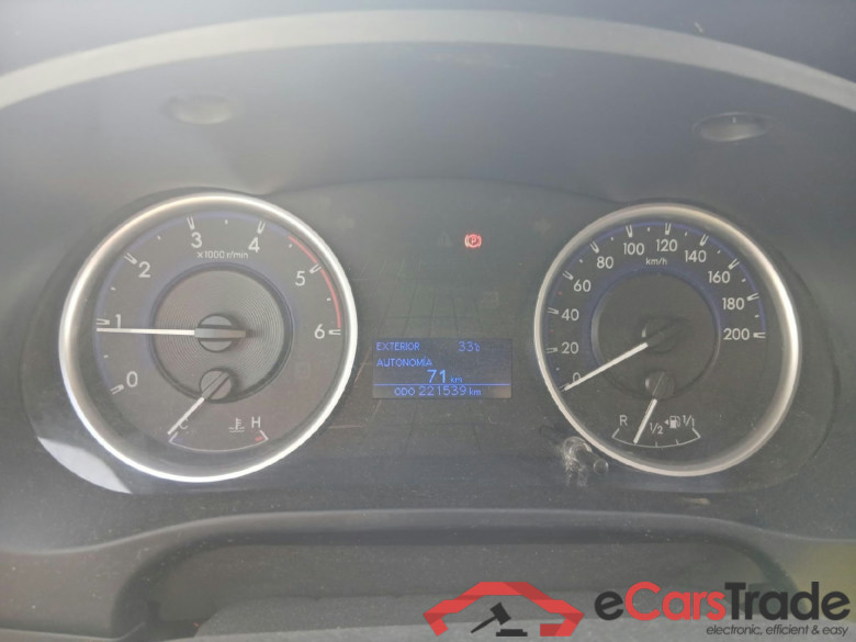 TOYOTA HILUX VU 2p 7G pickup 2.4 D-4D Cabina Extra GX 4x4 #4