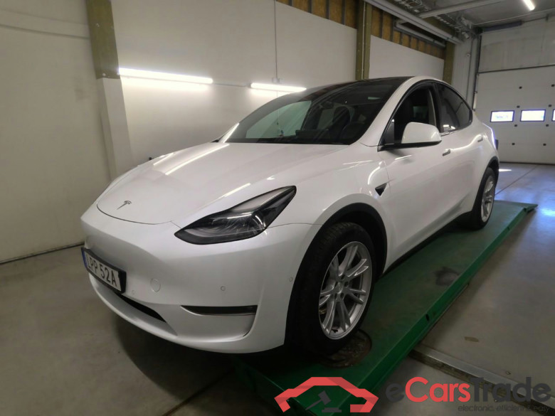 Tesla Model Y Long-Range AWD #1