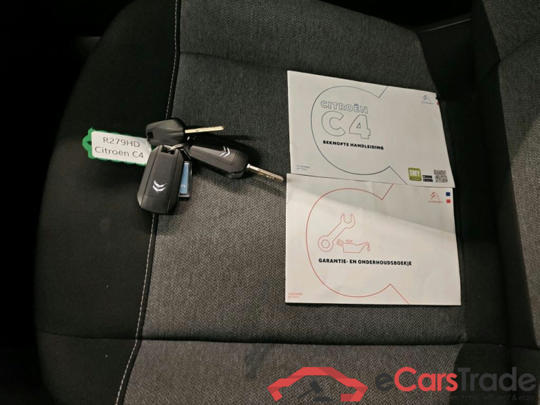 Citroën C4 PureTech 130 S&S EAT8 Feel 5d #4