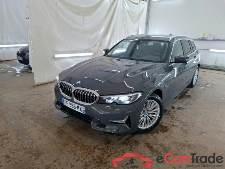 BMW Série 3 Touring / 2019 / 5P / Break 320e 204ch Luxury BVA8 Hybride #1